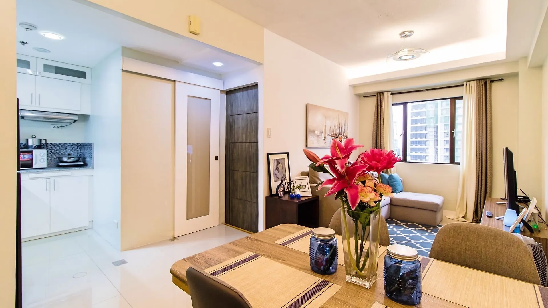 Forbestown Place At The Fort Bgc タギッグ ホテル