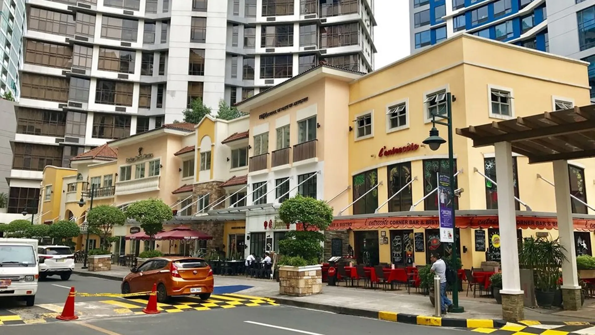 ホテル Forbestown Place At The Fort Bgc タギッグ